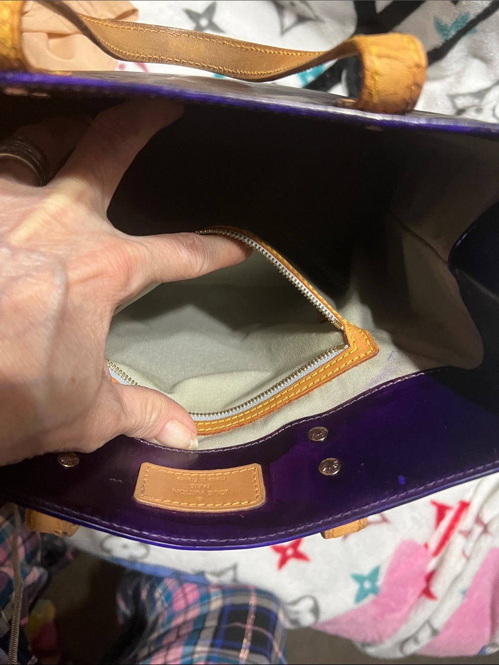 Louis Vuitton Purple Monogram Vernis Tote with Tan Handles - Picture 7 of 10